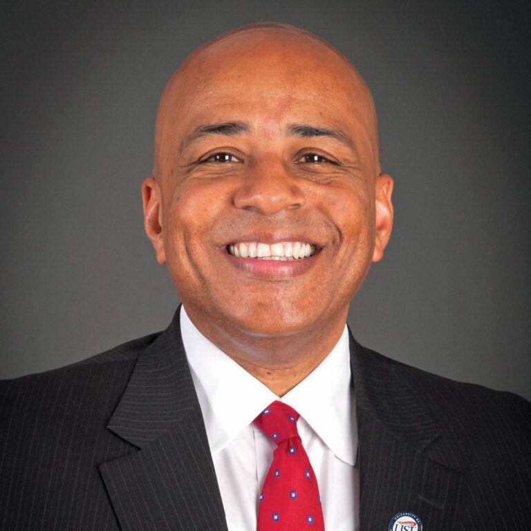 Dr Ron Rochon