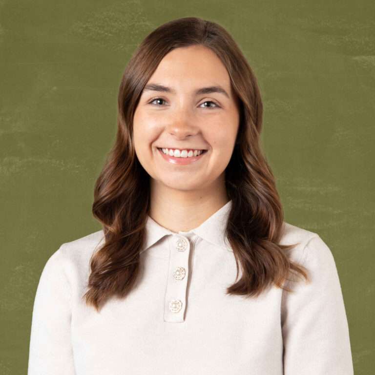 Gracie Sturm headshot